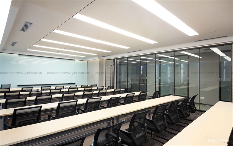 中端辦公室如何通過設(shè)計提升企業(yè)形象